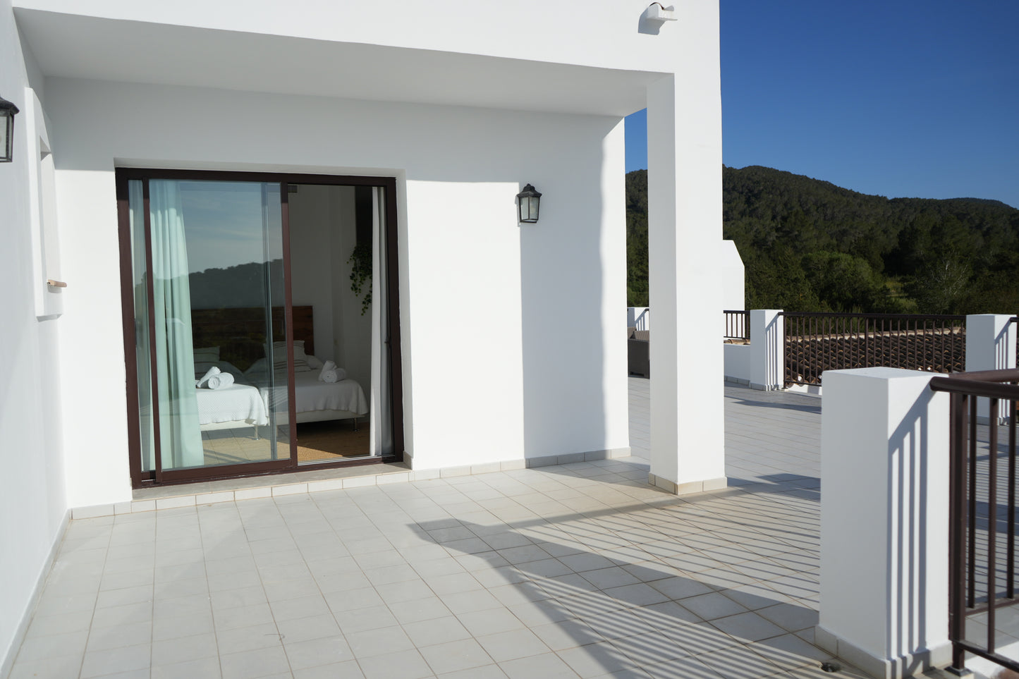 LUXURIOUS SUITE 5 ROSELLA