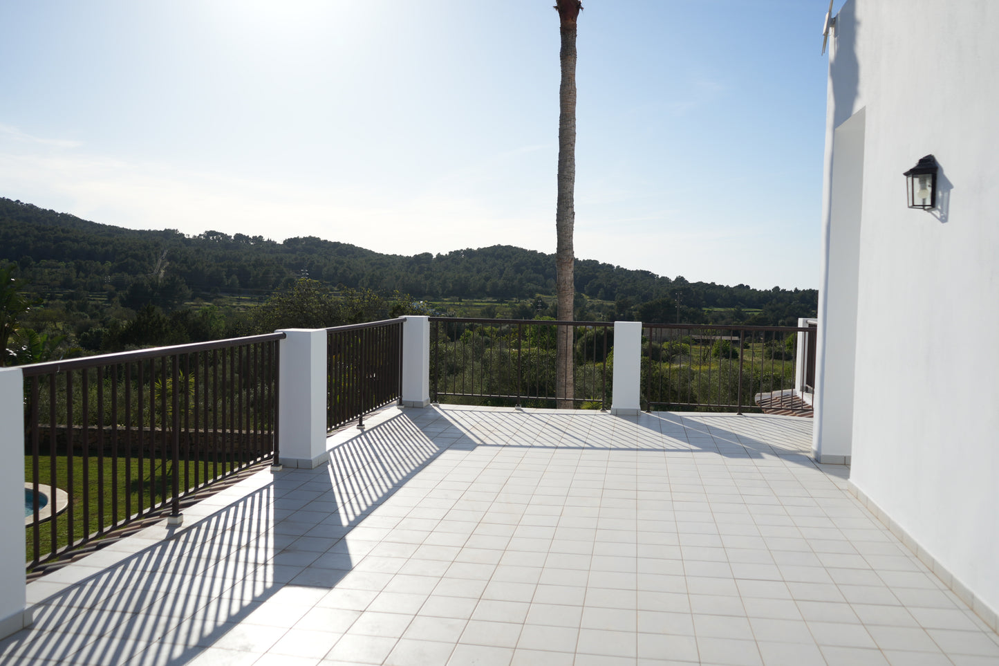 LUXURIOUS SUITE 5 ROSELLA